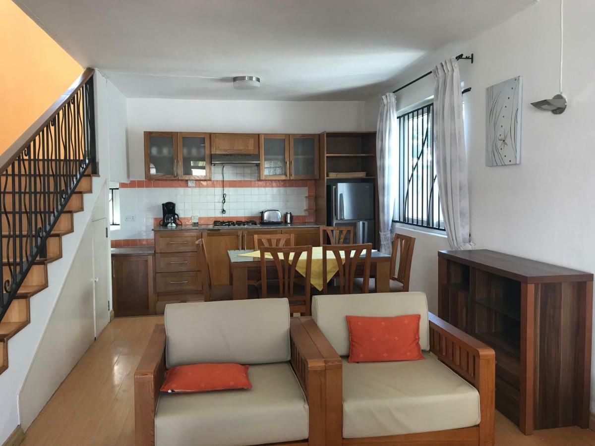 Appartamento Oceanpride Complex Flic-en-Flacq Esterno foto