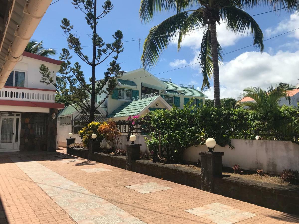 Appartamento Oceanpride Complex Flic-en-Flacq Esterno foto